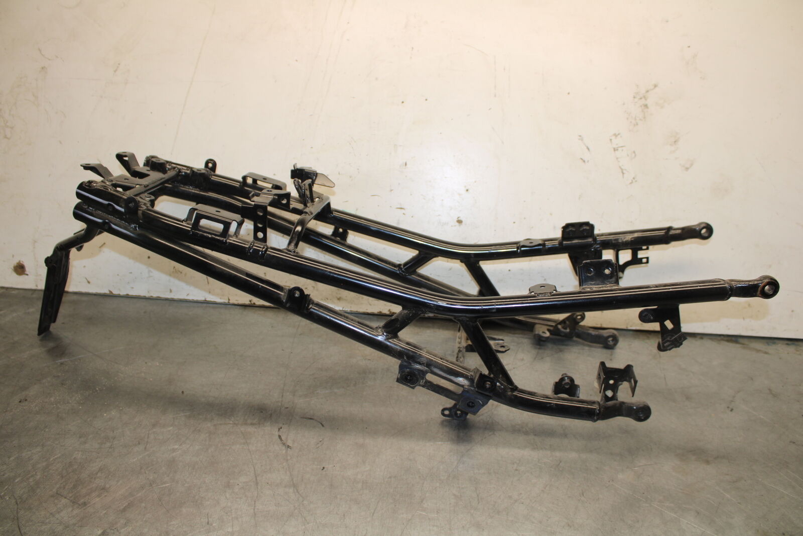 13-15 HONDA CBR500R REAR SUBFRAME BACK SUB FRAME 50240-MGZ-J01 BB704