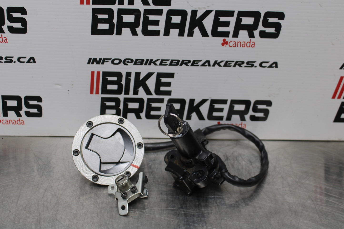 13-17 KAWASAKI NINJA 300 EX300 ABS IGNITION LOCK KEY SET GAS CAP AND SEAT  BB187