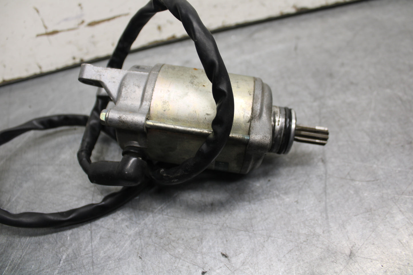05-06 SUZUKI GSXR1000 ENGINE STARTING STARTER MOTOR -DC 12V 31100-40F00 BB677