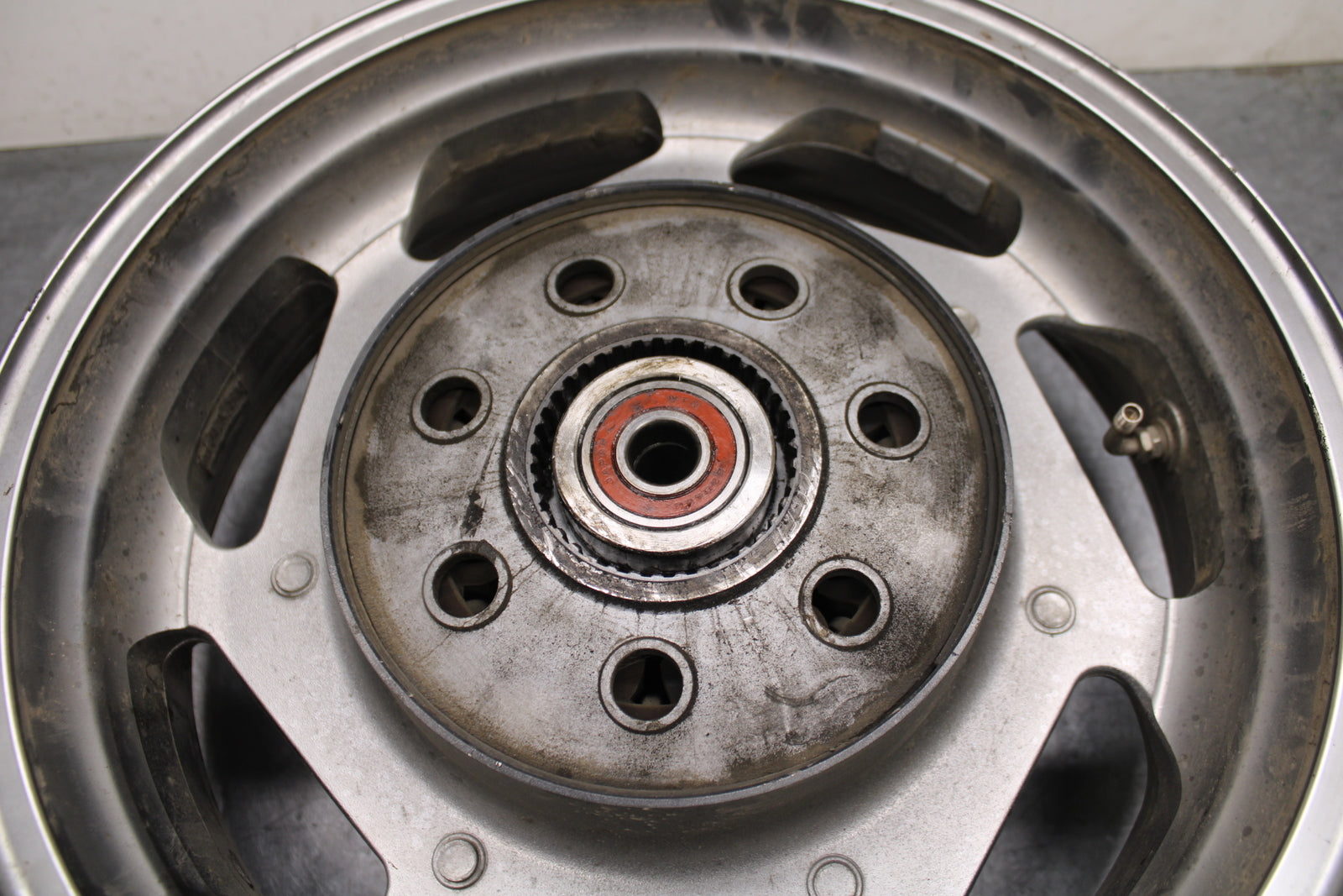 03-08 KAWASAKI VULCAN 1600 REAR WHEEL BACK RIM BB754