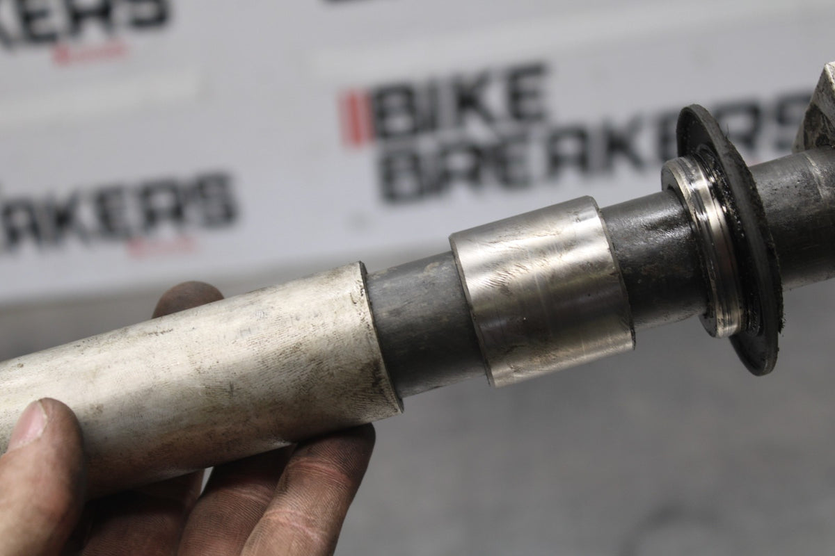 03 YAMAHA YZF R1 REAR AXLE BACK WHEEL RIM PIVOT BOLT AXEL BB895