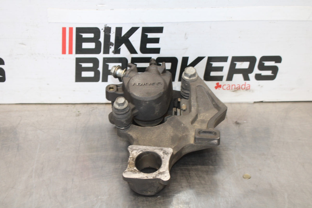 06-07 SUZUKI GSXR600 REAR BACK BRAKE CALIPER W MOUNT BRACKET BB836