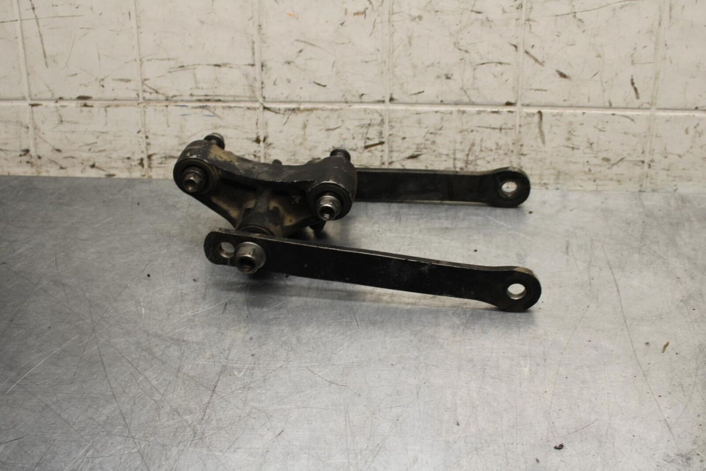 2000 Kawasaki Ninja ZX12R ZX1200A REAR DOGBONE SHOCK LINKAGE 39007-1287 BB565