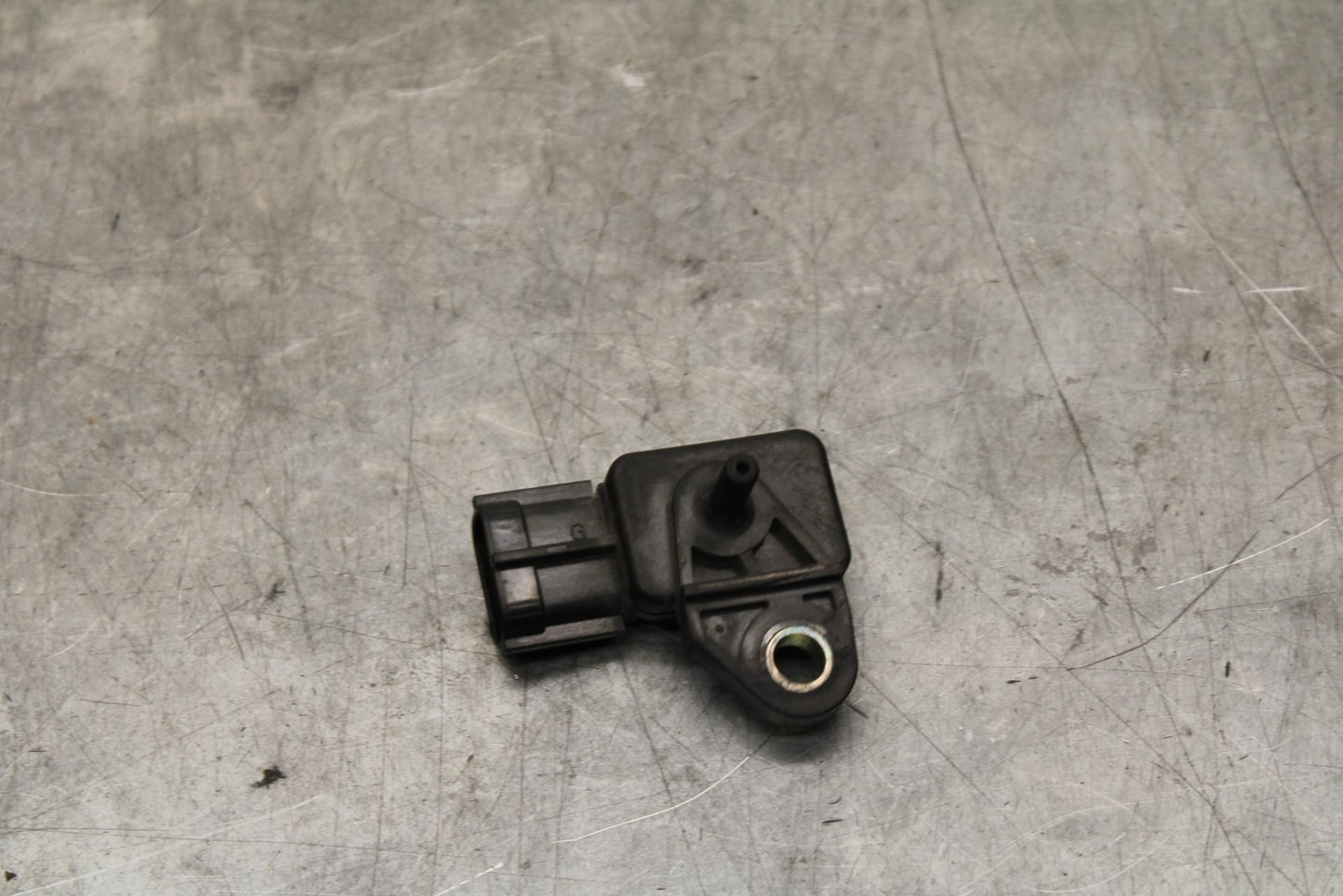 2005 Kawasaki Vulcan 1600 VN1600D Nomad MAP MASS AIR FLOW PRESSURE SENSOR BB556