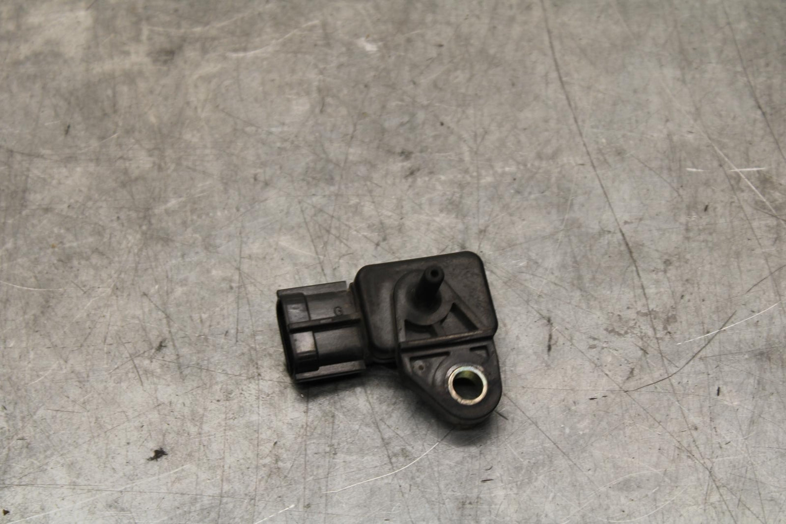 2005 Kawasaki Vulcan 1600 VN1600D Nomad MAP MASS AIR FLOW PRESSURE SENSOR BB556