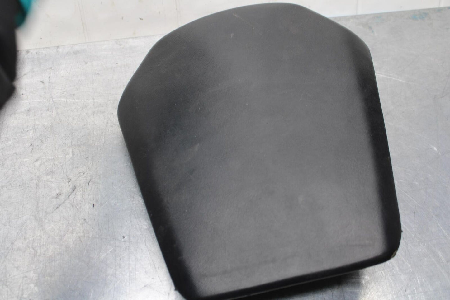 2008 Honda CBR1000RR REAR BACK PASSENGER TANDEM SEAT PAD SADDLE PILLION BB579