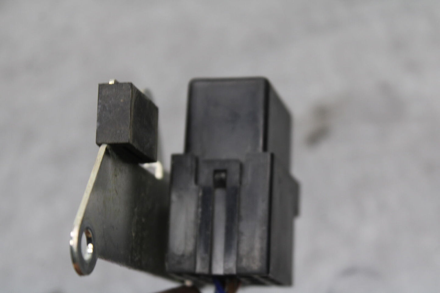 08-09 SUZUKI GSXR600 RELAY ASSEMBLY BB728