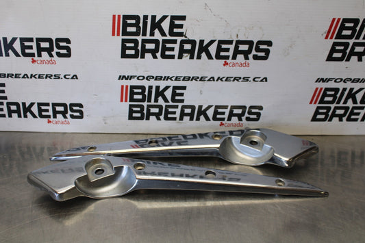 03-08 HONDA VTX1300C REAR STRUT FRAME COVER SET PAIR BB868