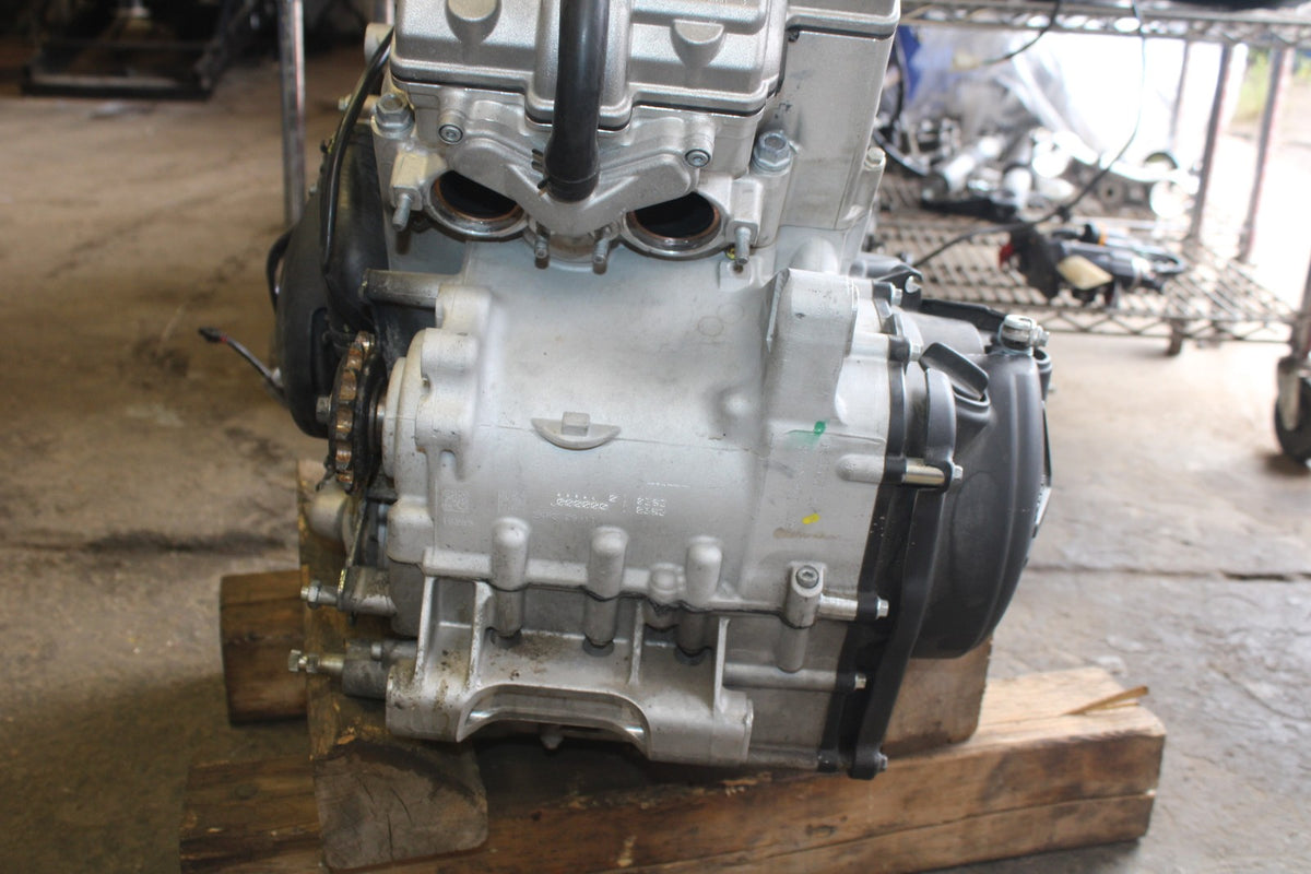 24 APRILIA TUONO V4 1100 FACTORY ABS ENGINE MOTOR BB887