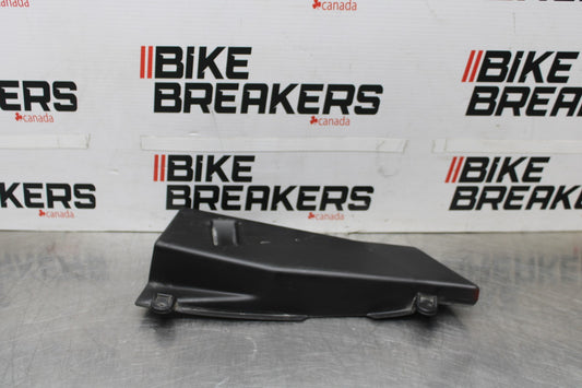 05 DUCATI SUPERSPORT 800 LEFT INNER FAIRING COWL PANEL TRIM OEM BB913
