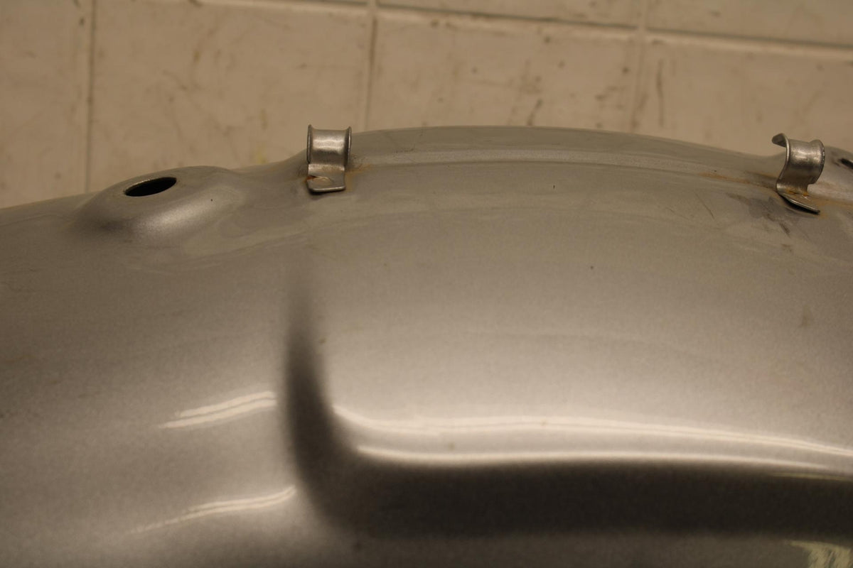 2007 Honda Shadow Spirit 1100 VT1100C REAR BACK WHEEL FENDER MUD GUARD BB561