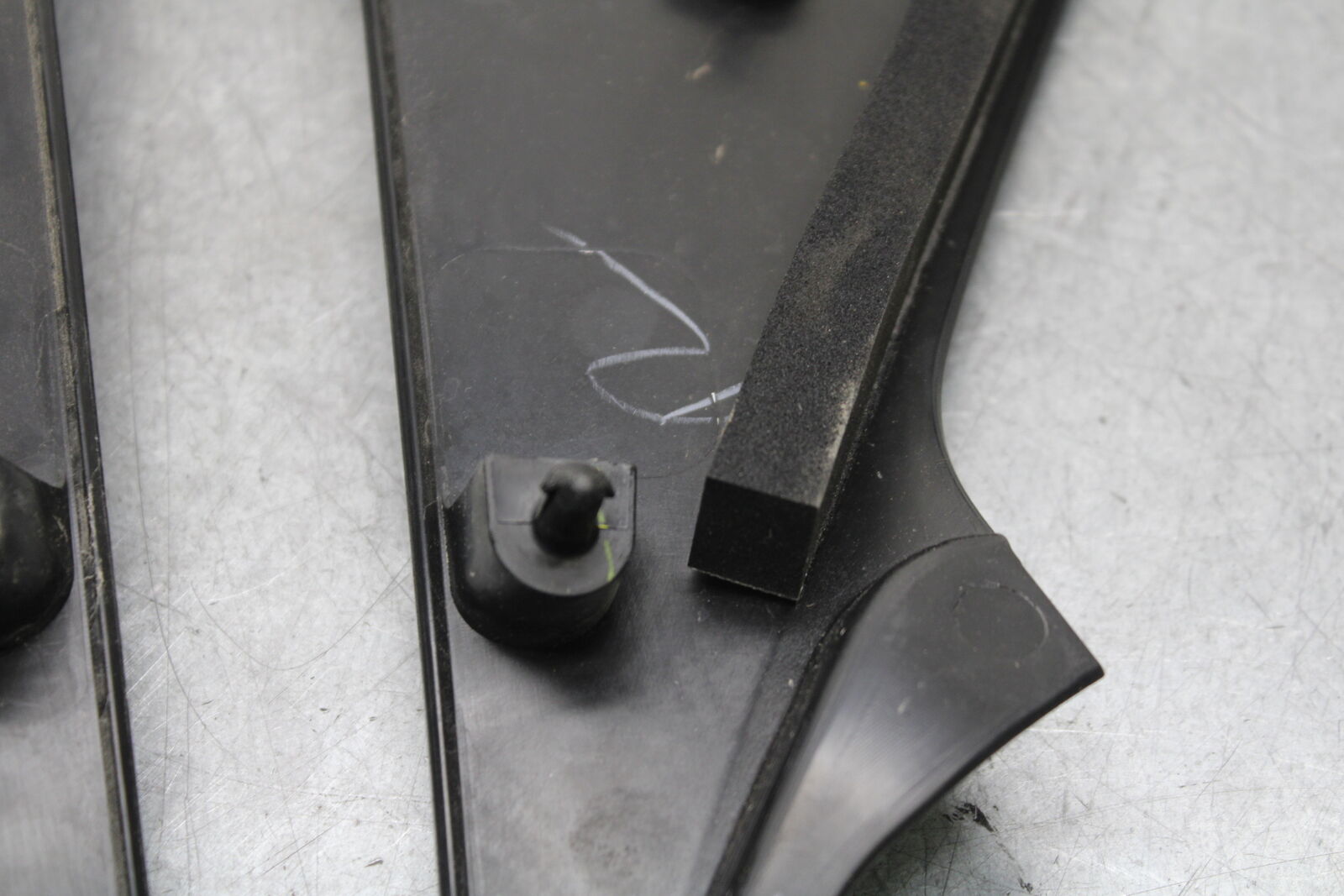 18-23 KAWASAKI NINJA 400 RIGHT LEFT FRONT SIDE SEAT PANELS TRIMS FAIRINGS BB660