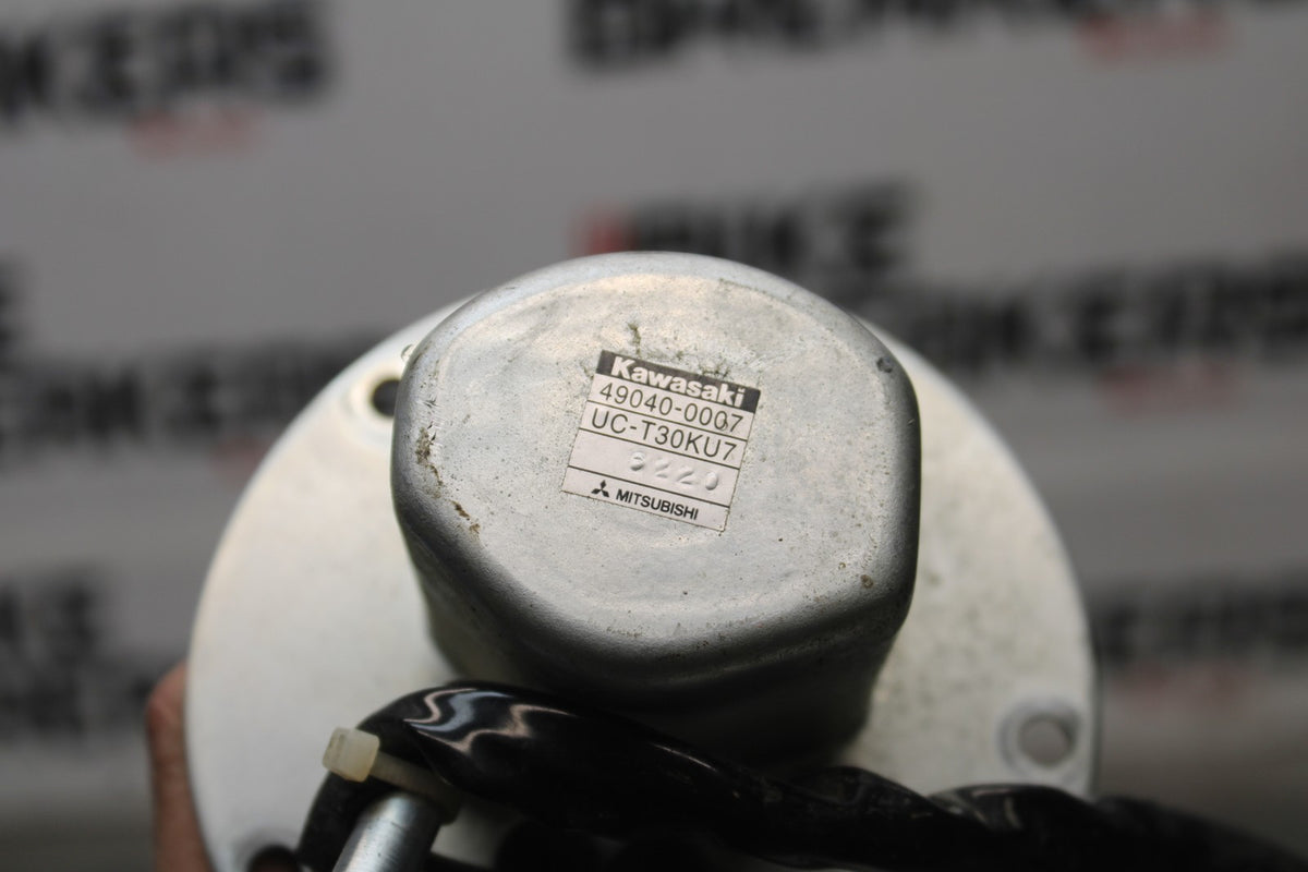 05-06 KAWASAKI NINJA ZX6R FUEL PUMP GAS PETROL SENDER UNIT BB877