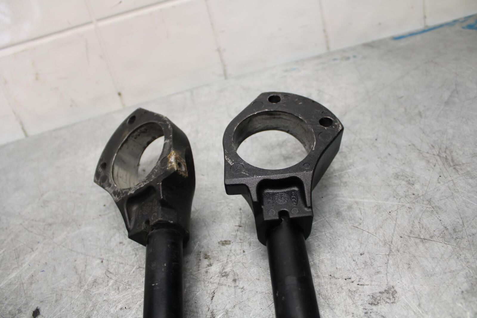 06-07 KAWASAKI NINJA ZX14R LEFT RIGHT CLIP ON ONS HANDLEBARS PAIR SET bb433