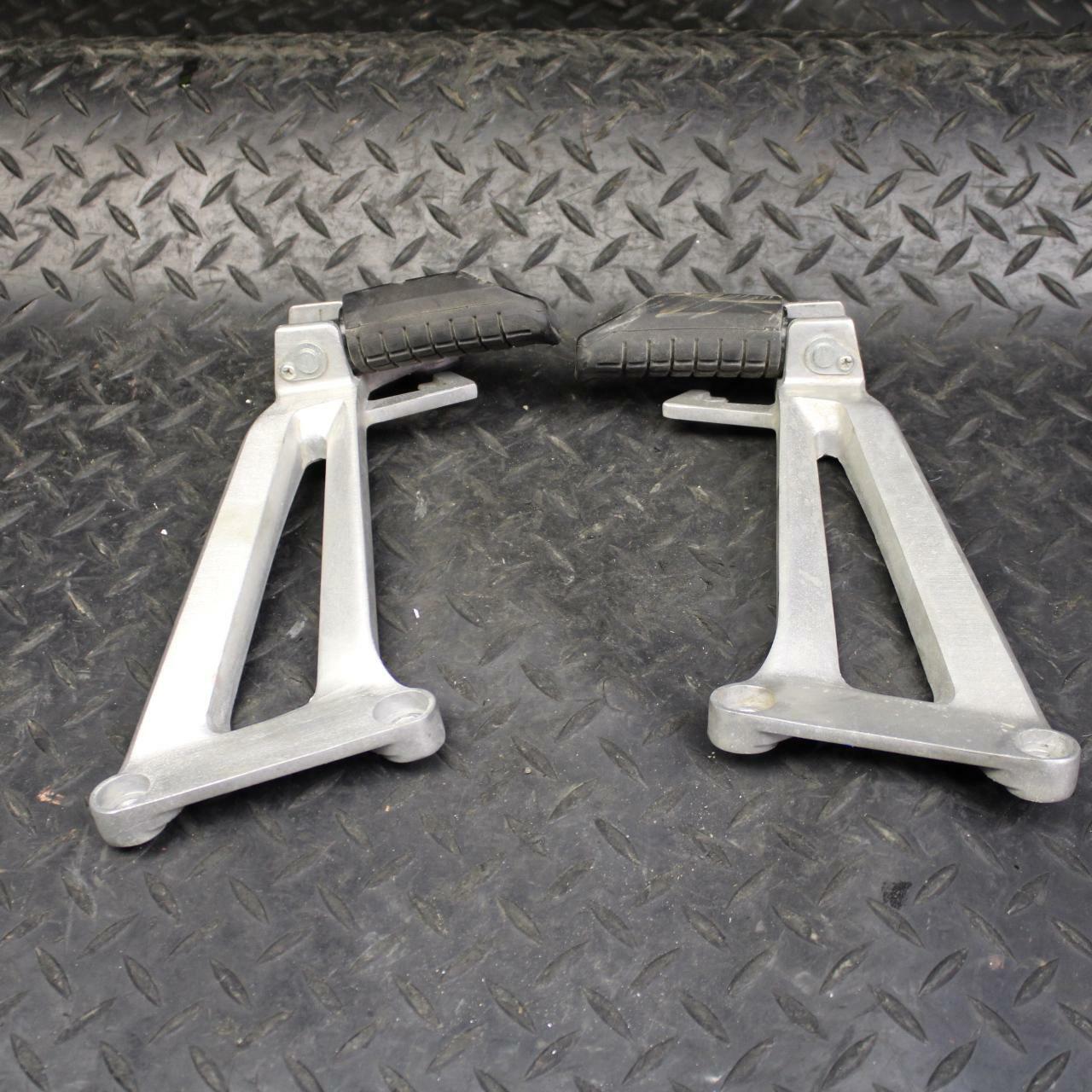 08 HONDA CBR125R REAR BACK PASSENGER PEG SET PAIR BB180
