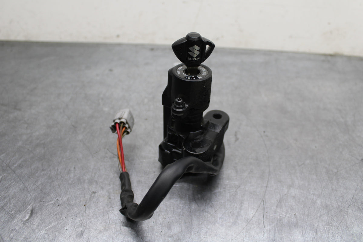 09-11 SUZUKI GSXR1000 IGNITION LOCK W KEY BB125