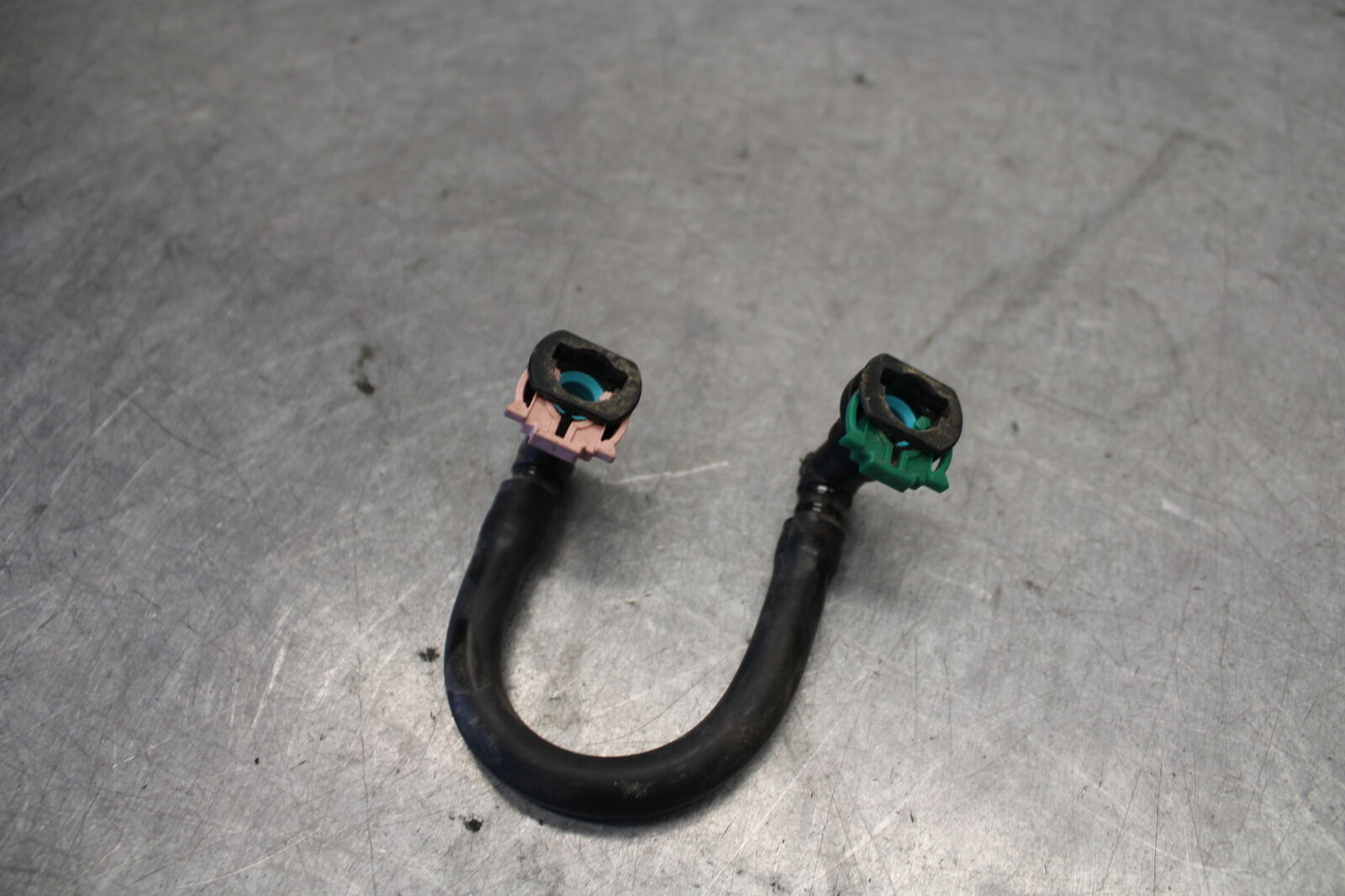 11-24 SUZUKI GSXR750 FUEL HOSE GAS LINE TUBE PIPE BB687