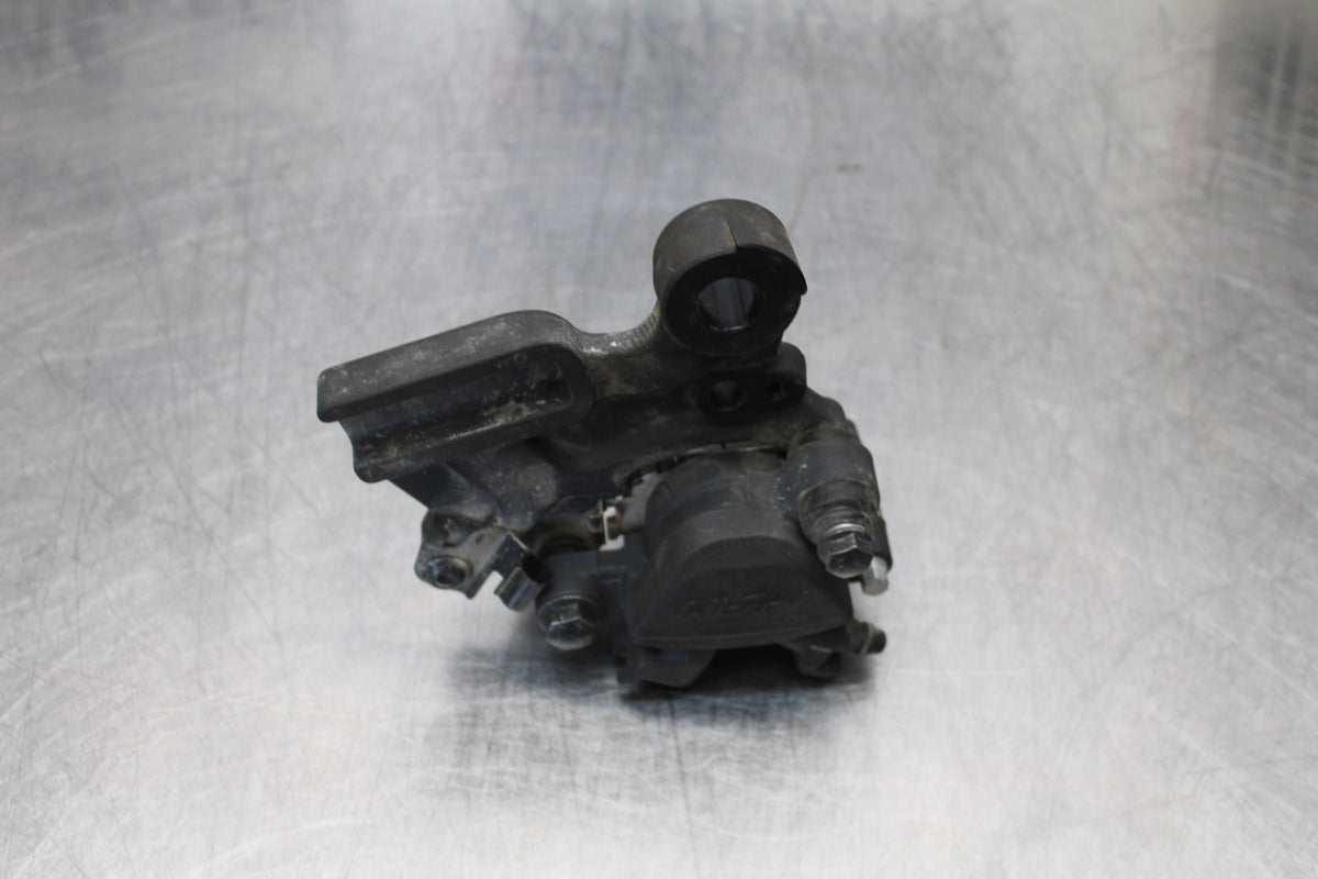 24-25 KAWASAKI NINJA ZX4R REAR BACK BRAKE CALIPER W MOUNT BRACKET BB174