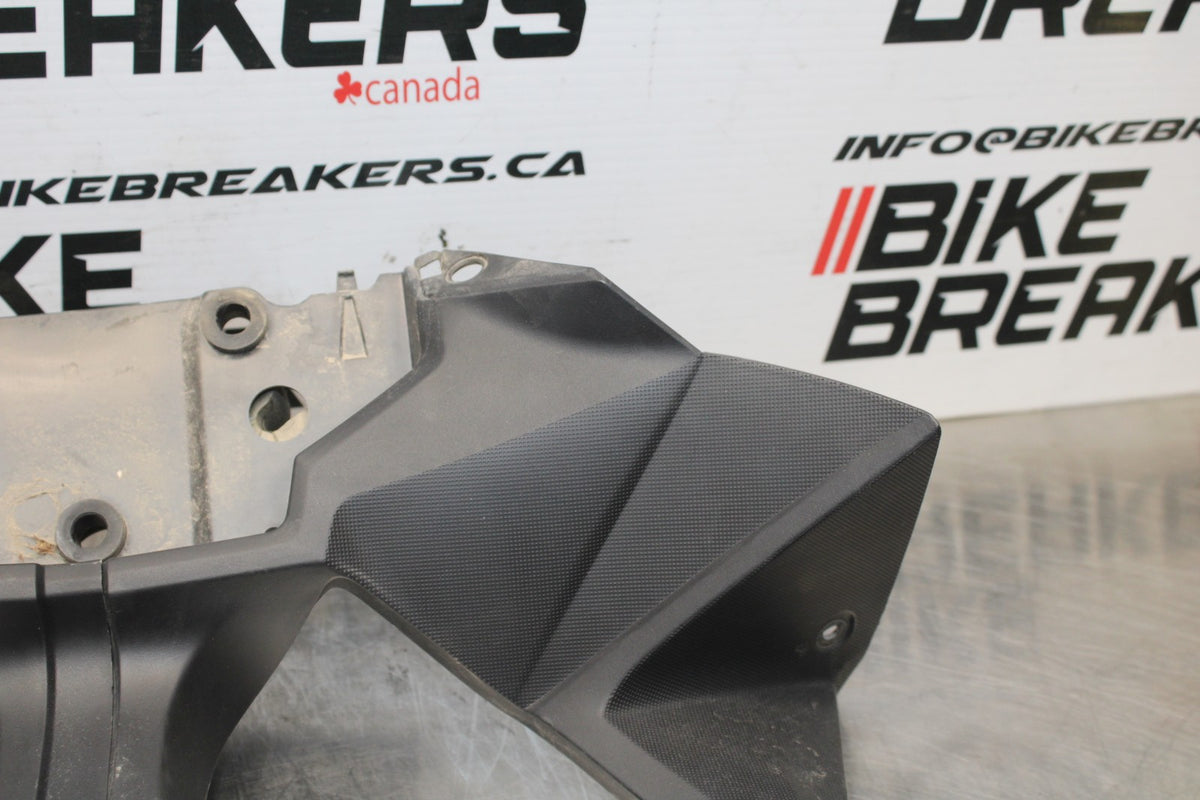 13 KAWASAKI NINJA 650 EX650F ABS INNER FRONT CENTER COWL FAIRING BB828