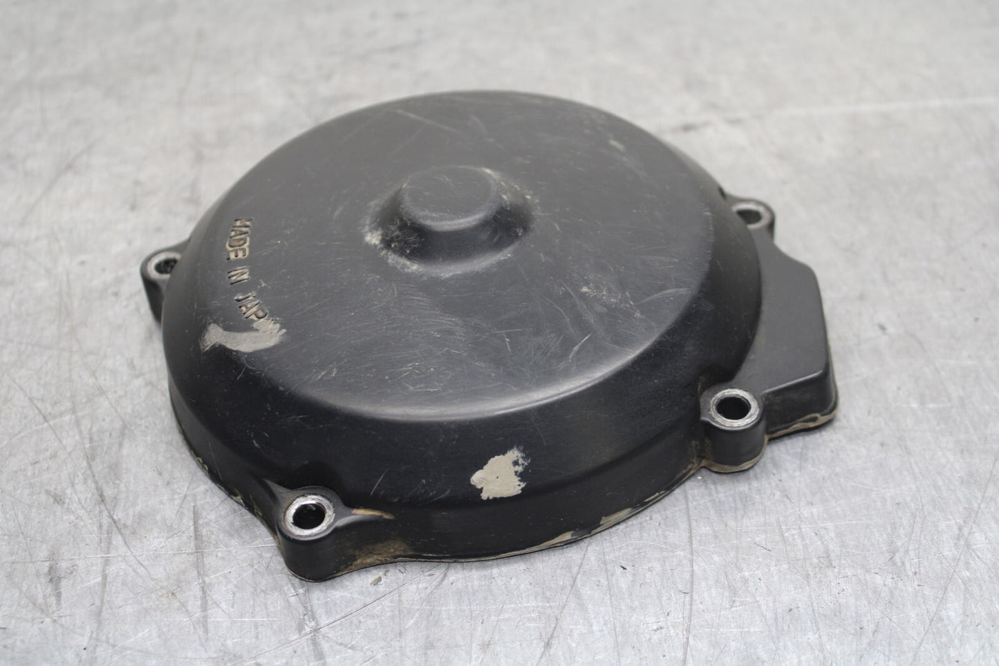 82-83 YAMAHA IT175 ENGINE MOTOR STATOR GENERATOR MAGNETO COVER BB108