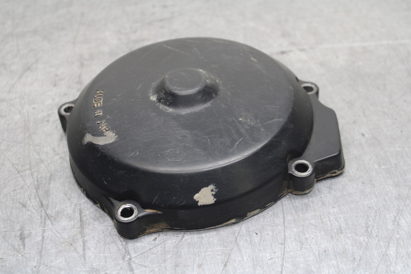 82-83 YAMAHA IT175 ENGINE MOTOR STATOR GENERATOR MAGNETO COVER BB108
