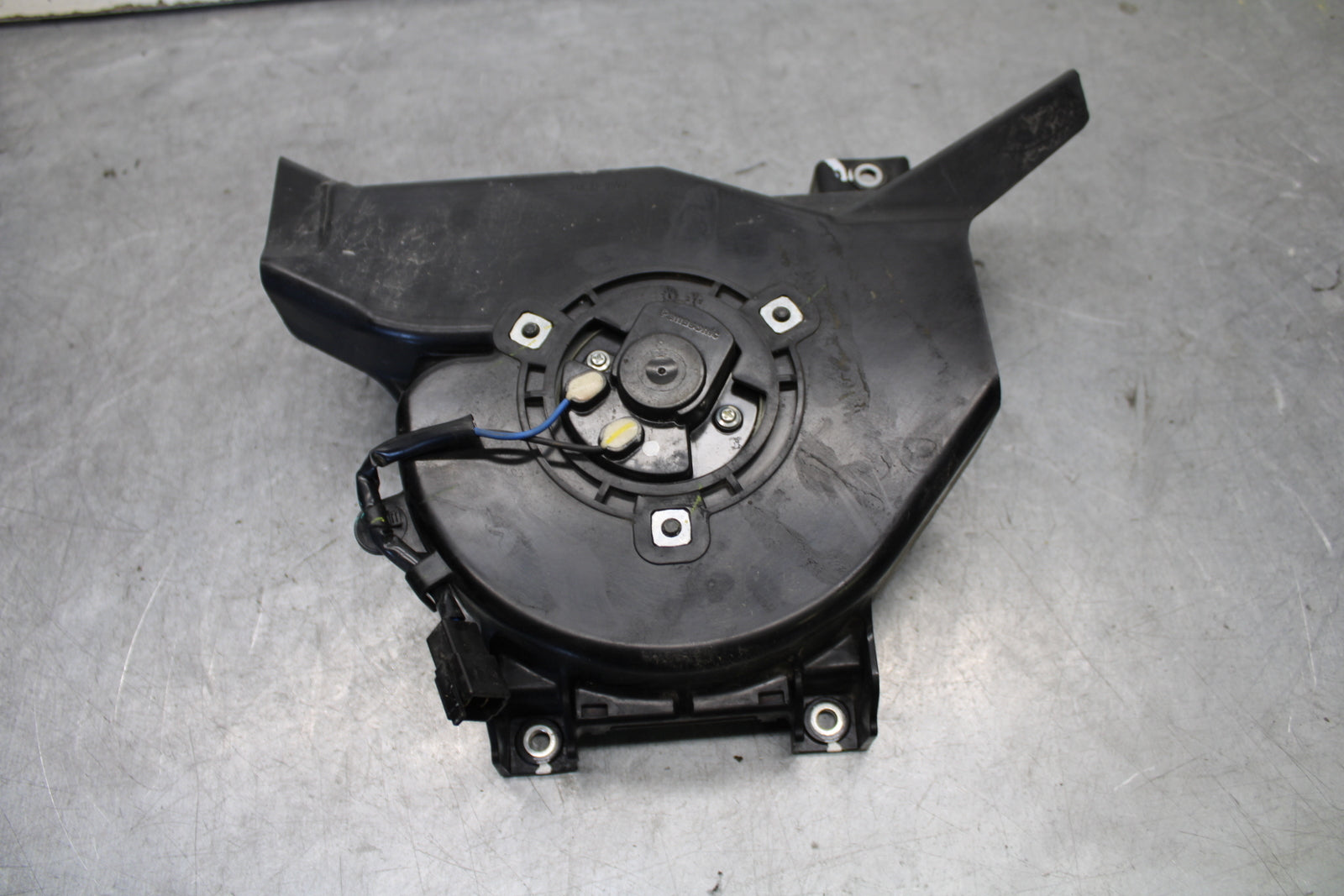 18-23 KAWASAKI NINJA 400 ENGINE RADIATOR COOLING FAN BB660