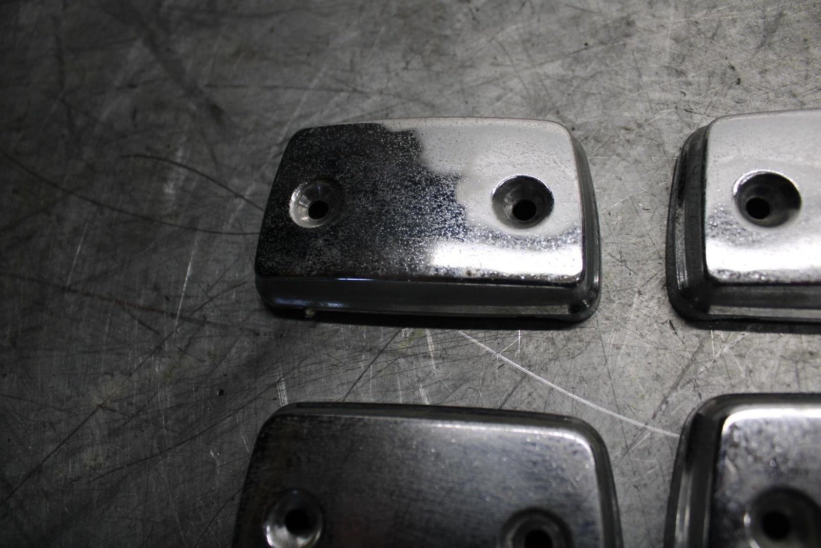 1982 Suzuki GS450L ENGINE CAM CAP COVER BB52
