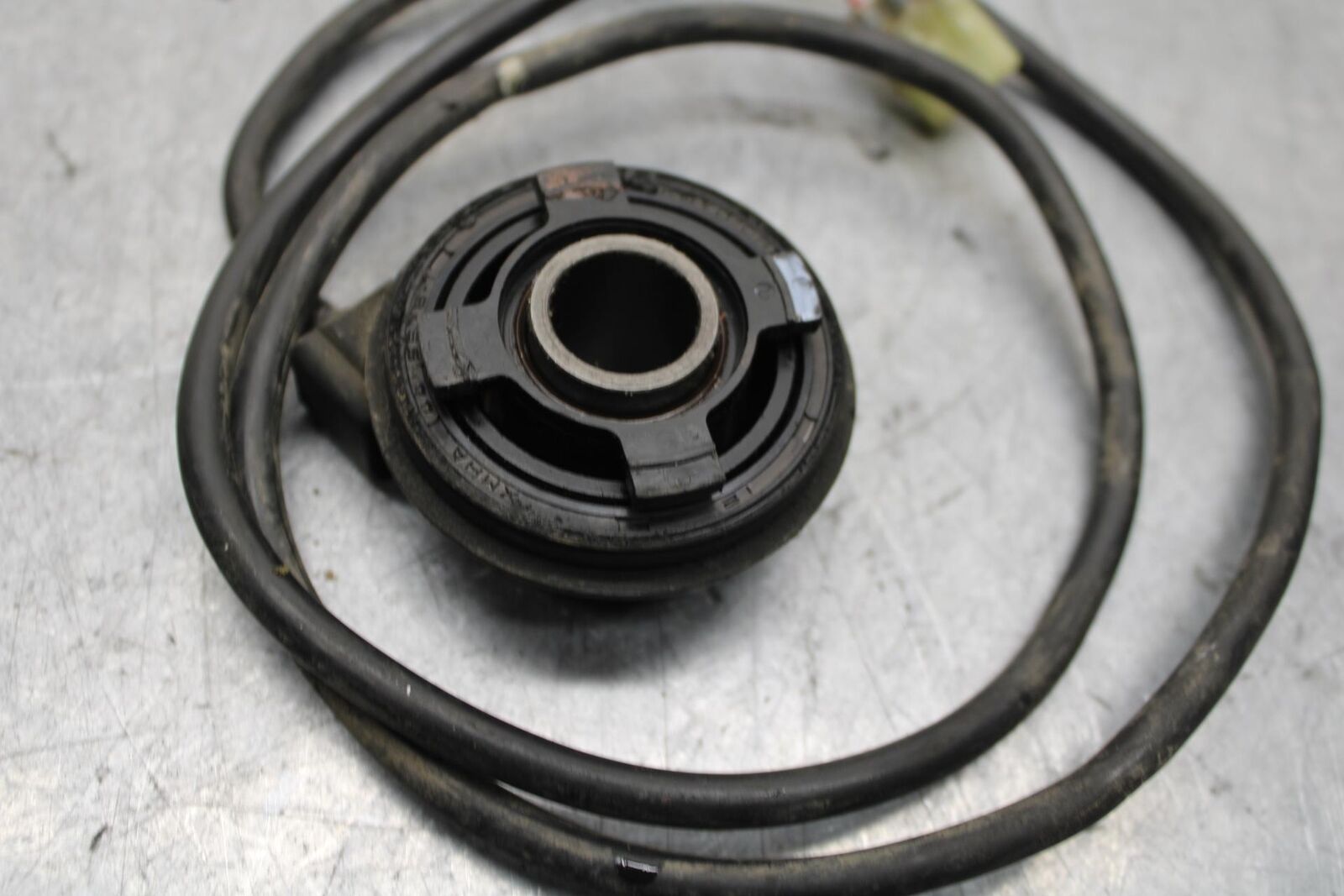 2006 Suzuki SV650S SPEED DRIVE GEAR HUB with CABLE BB65