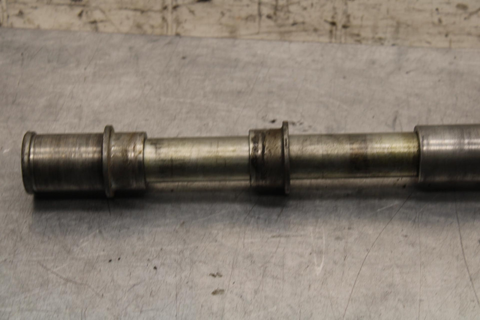 2000 Kawasaki Ninja ZX12R ZX1200A FRONT WHEEL RIM AXLE PIVOT BOLT 41068-1426 BB5