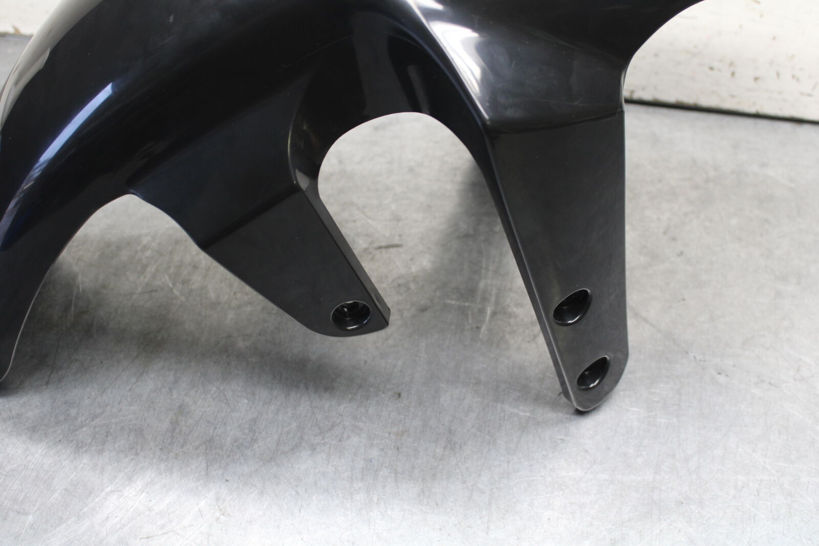 05-06 SUZUKI BOULEVARD M50 FRONT FENDER 53110-10F30-13L 53110-10F30-YAY BB671