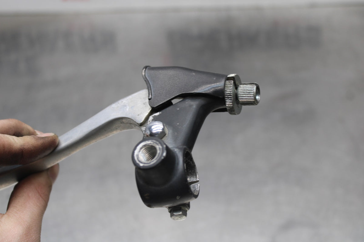 78-79 SUZUKI GS1000 CLUTCH PERCH MOUNT WITH LEVER  BB787