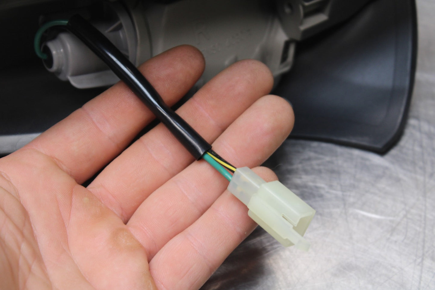 23-24 KAWASAKI NINJA ZX14R NEW!! RIGHT REAR BACK TAIL FAIRING COWL & LIGHT BB764