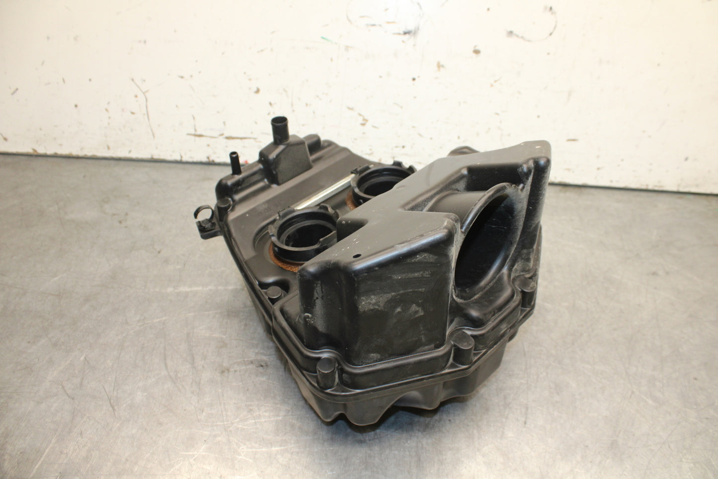 18-24 KAWASAKI NINJA 650 AIRBOX AIR INTAKE FILTER BOX BB725