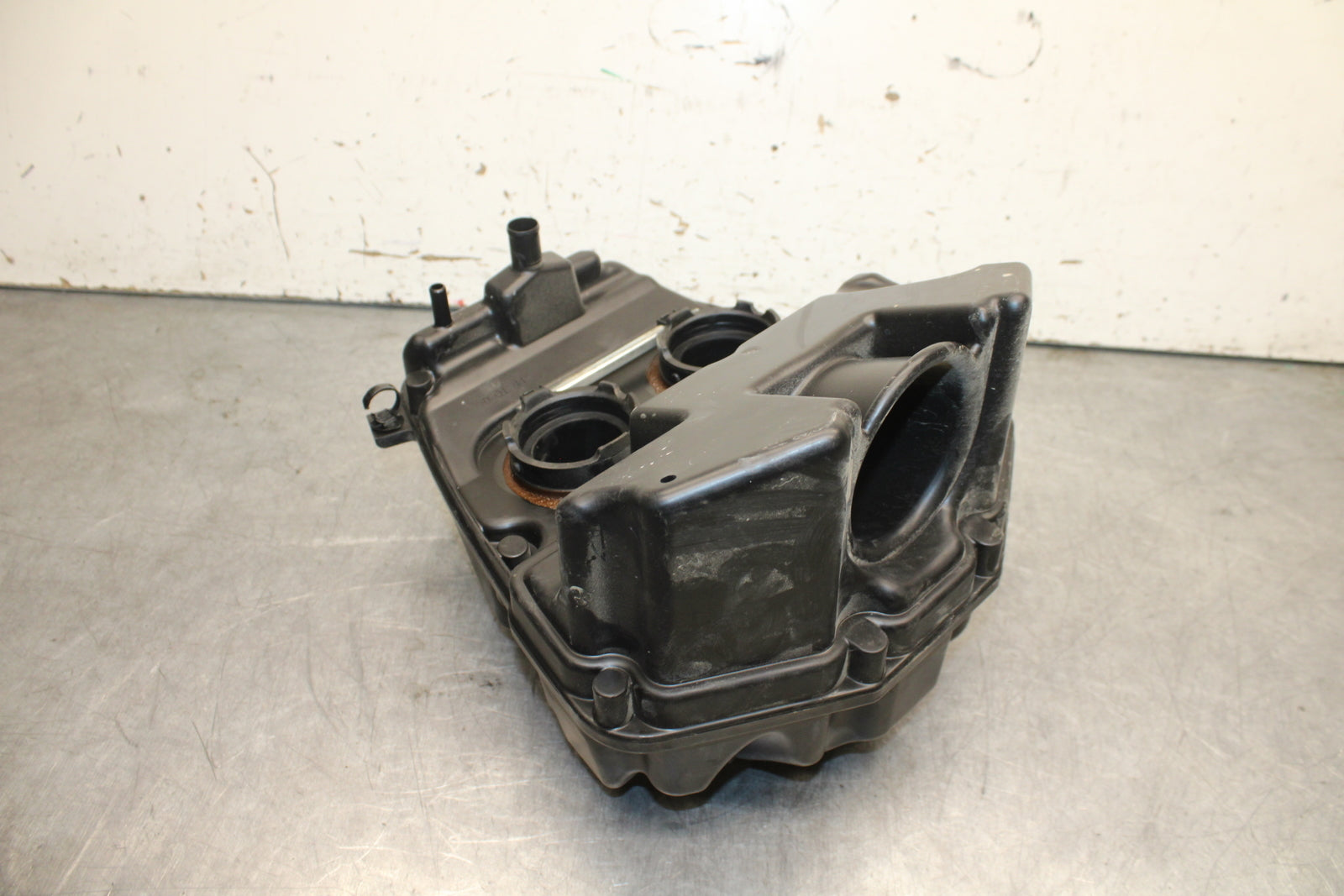 18-24 KAWASAKI NINJA 650 AIRBOX AIR INTAKE FILTER BOX BB725