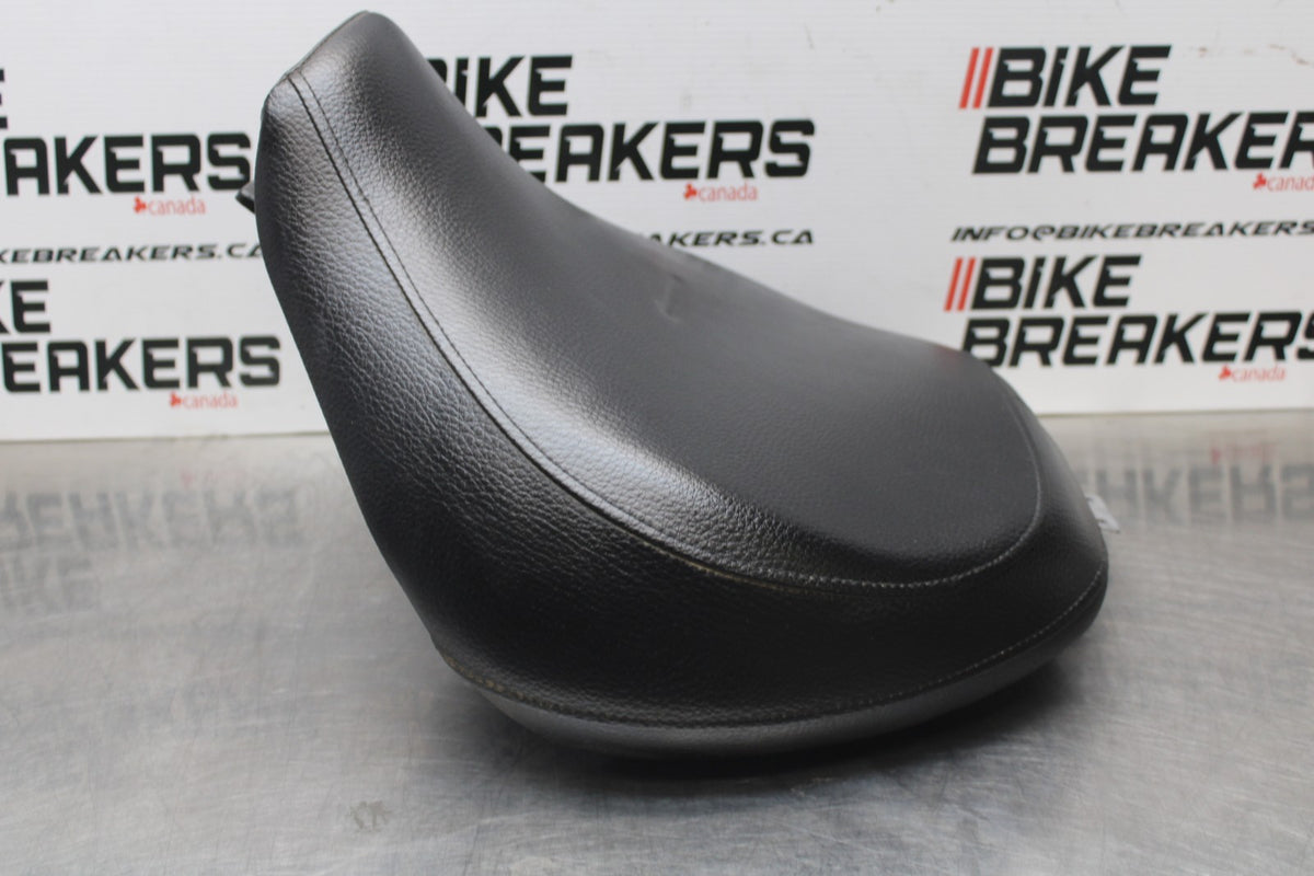 15 SUZUKI BOULEVARD C50 FRONT DRIVERS SEAT BB775