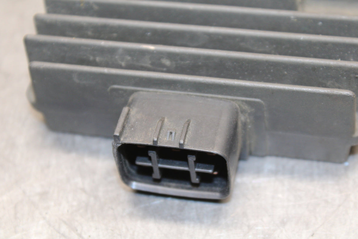 06-07 YAMAHA V STAR 1100 RECTIFIER VOLTAGE REGULATOR BB124
