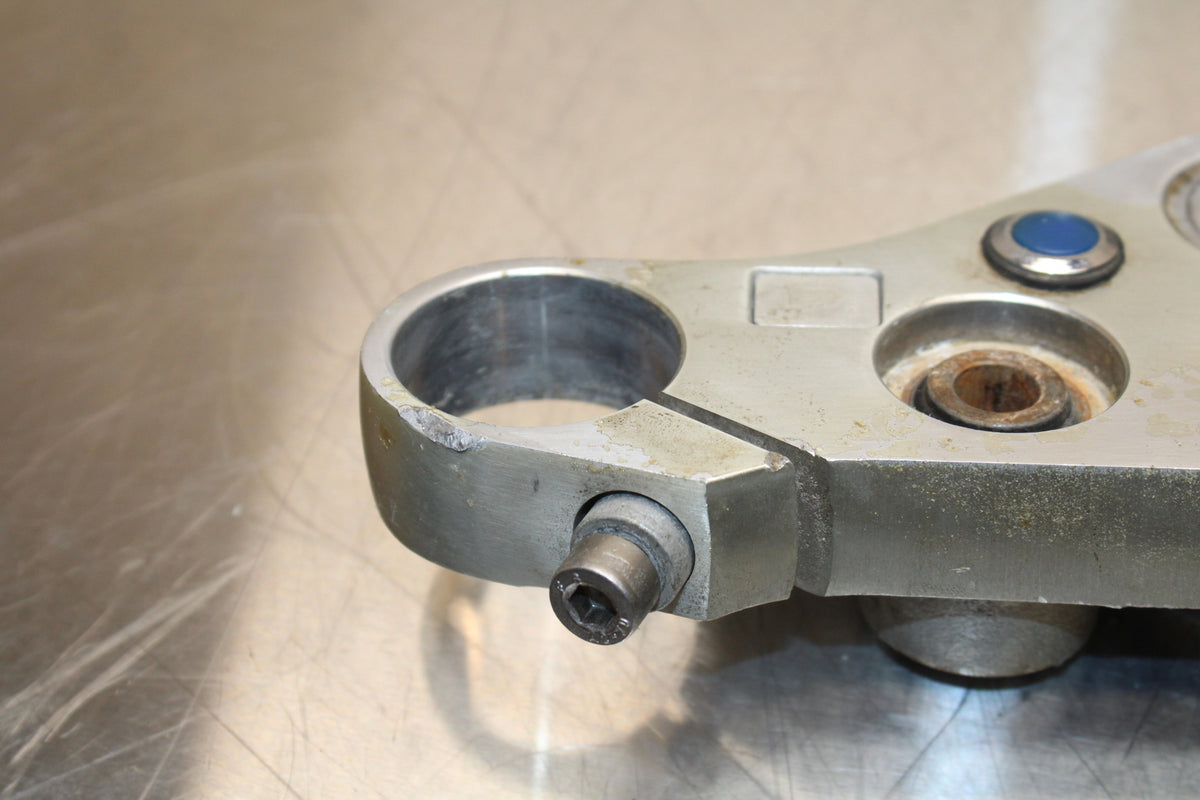 03-05 HONDA SHADOW CLASSIC 750 FORKS UPPER TRIPLE TREE CLAMP BB139