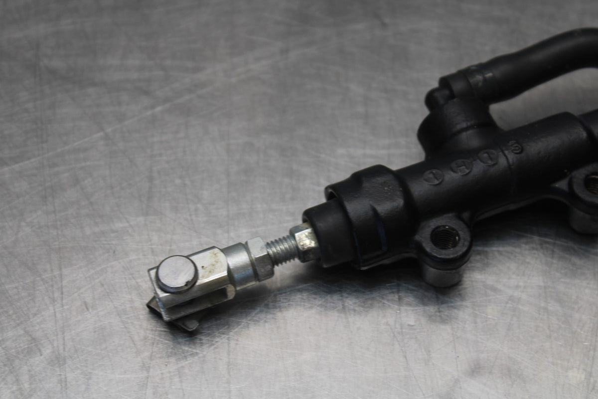12 TRIUMPH STREET TRIPLE R REAR BACK BRAKE MASTER CYLINDER W RESERVOIR BB914