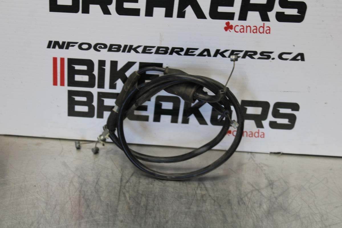 04-05 YAMAHA YZF R1 THROTTLE CABLES LINES BB173