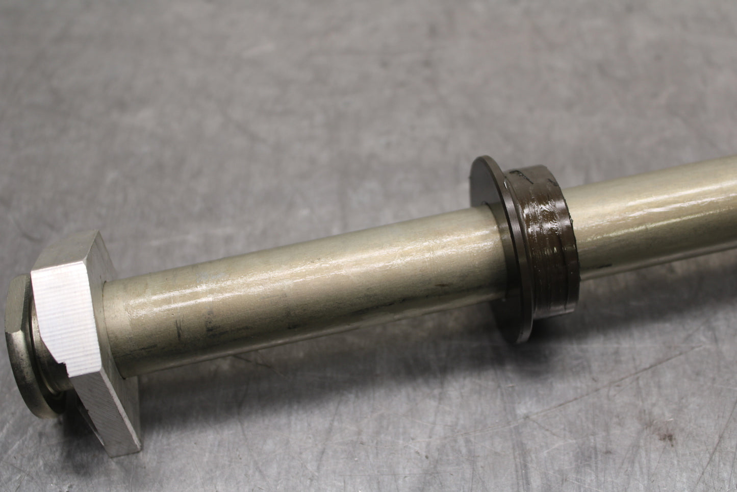 12-25 KAWASAKI NINJA ZX14R NEW!! REAR AXLE BACK WHEEL RIM PIVOT BOLT AXEL BB757