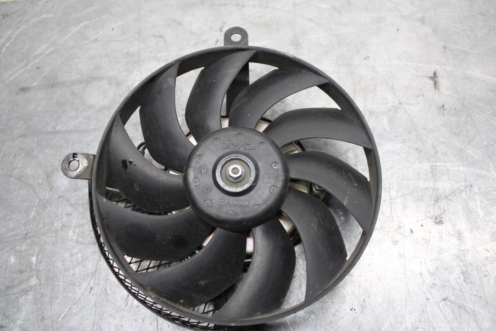 13 SUZUKI GSXR750 ENGINE RADIATOR COOLING FAN BB474
