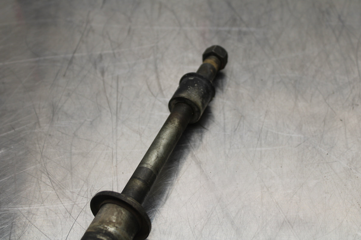 19 YAMAHA TTR230 FRONT WHEEL RIM AXLE PIVOT BOLT BB146