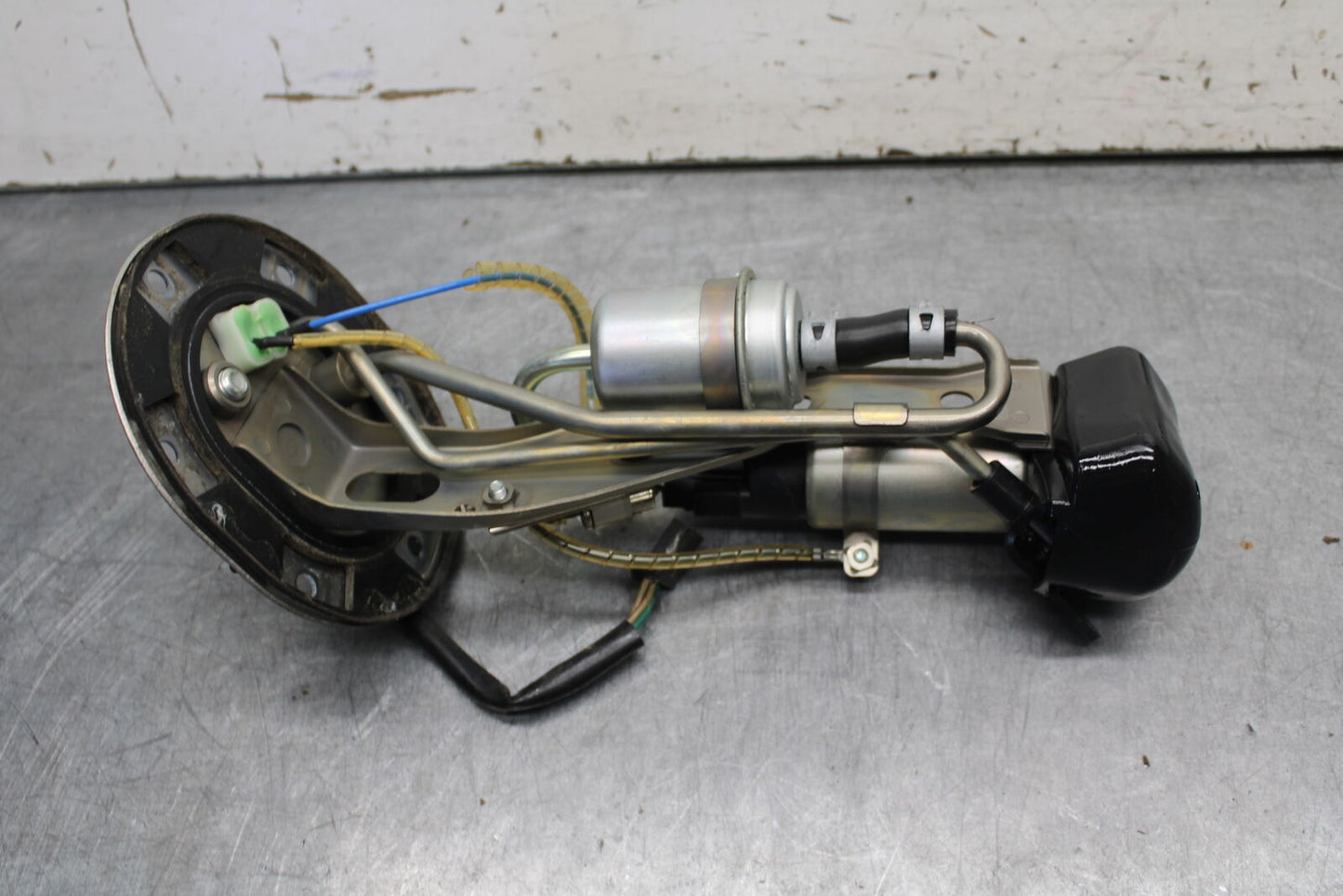 04-12 HONDA ST1300A FUEL GAS PUMP (ITEM B) BB669