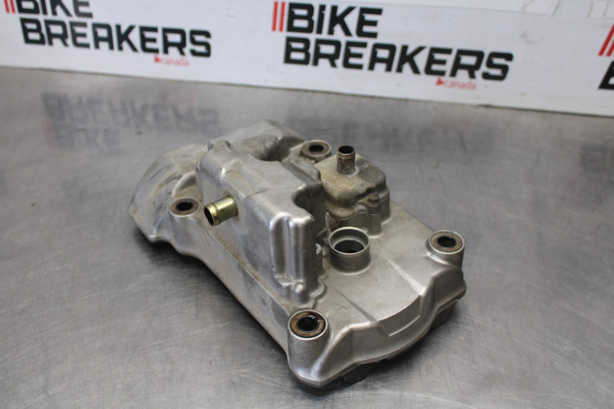 06-07 HONDA INTERCEPTOR 800 VFR800 REAR ENGINE CYLINDER HEAD COVER BB917