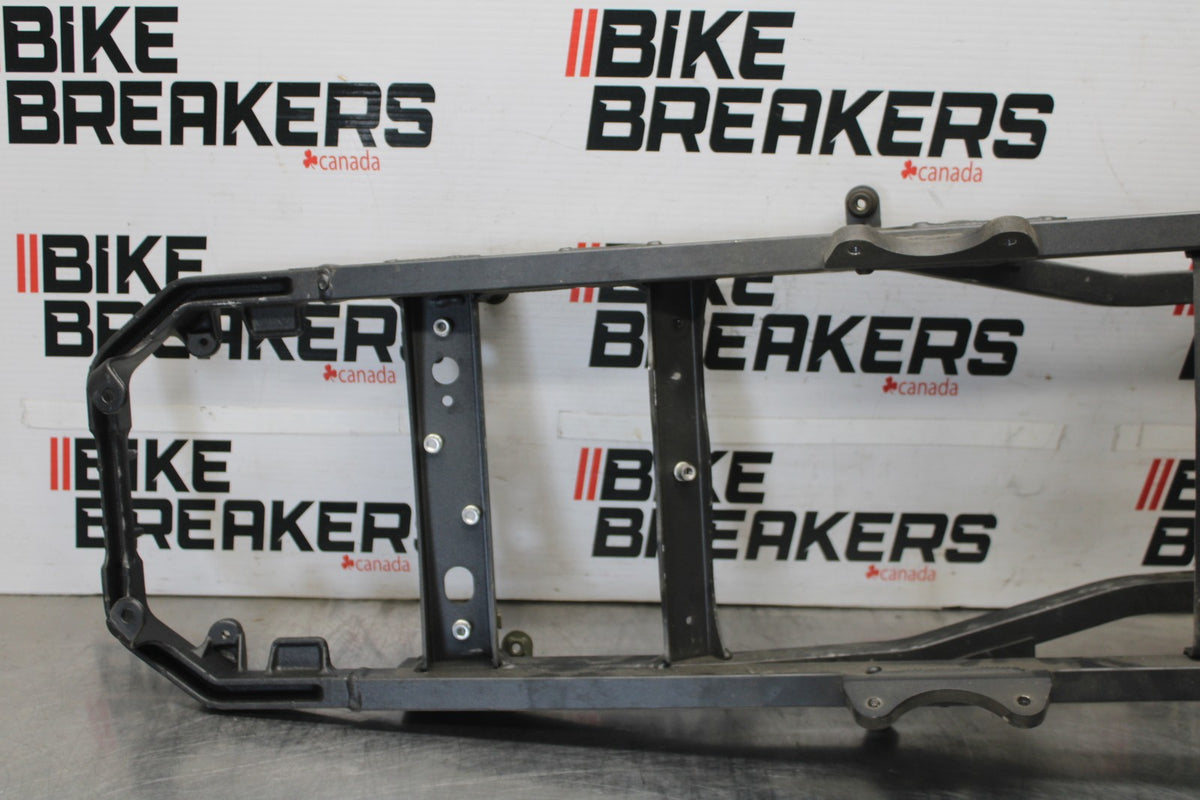 04-05 KAWASAKI NINJA ZX10R REAR SUBFRAME BACK SUB FRAME BB931