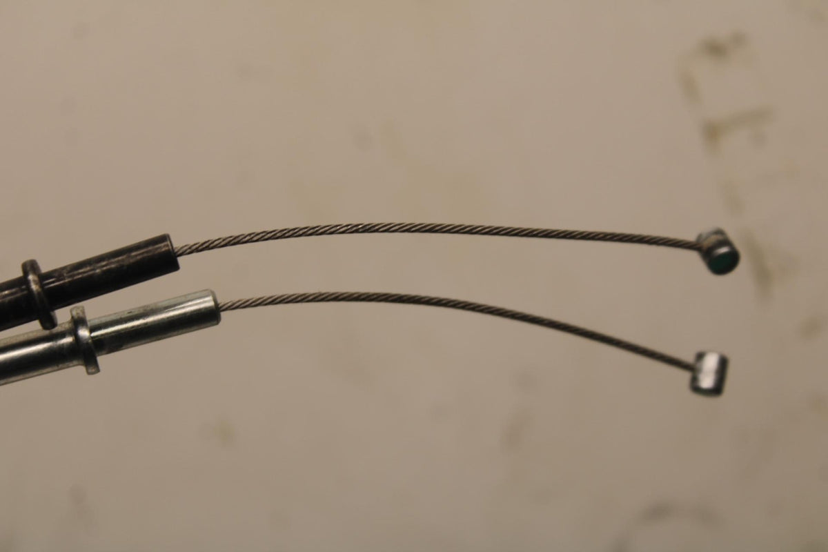 23 KAWASAKI NINJA ZX6R 636 THROTTLE CABLES LINES BB609