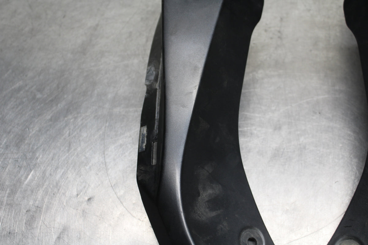 09 SUZUKI GSXR600 RIGHT LEFT FRONT DUCT COVERS PANELS COWLS BB759