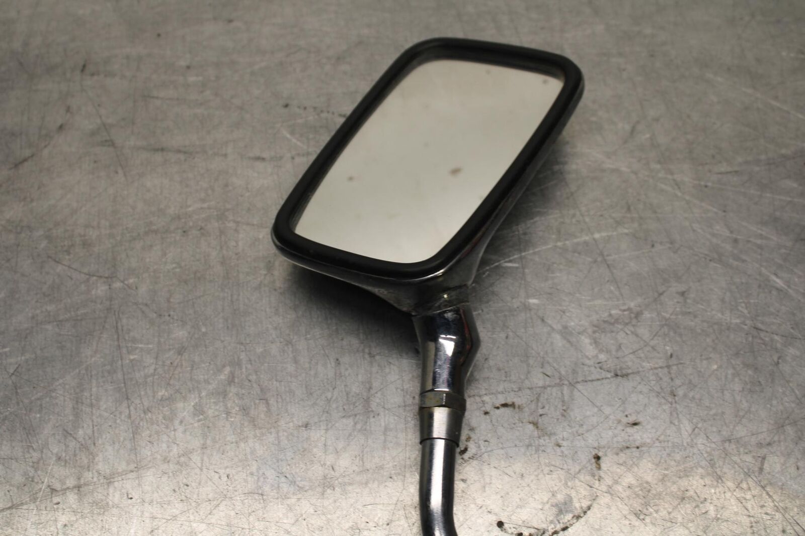 1985 Honda Shadow 500 VT500C RIGHT MIRROR REARVIEW BB615
