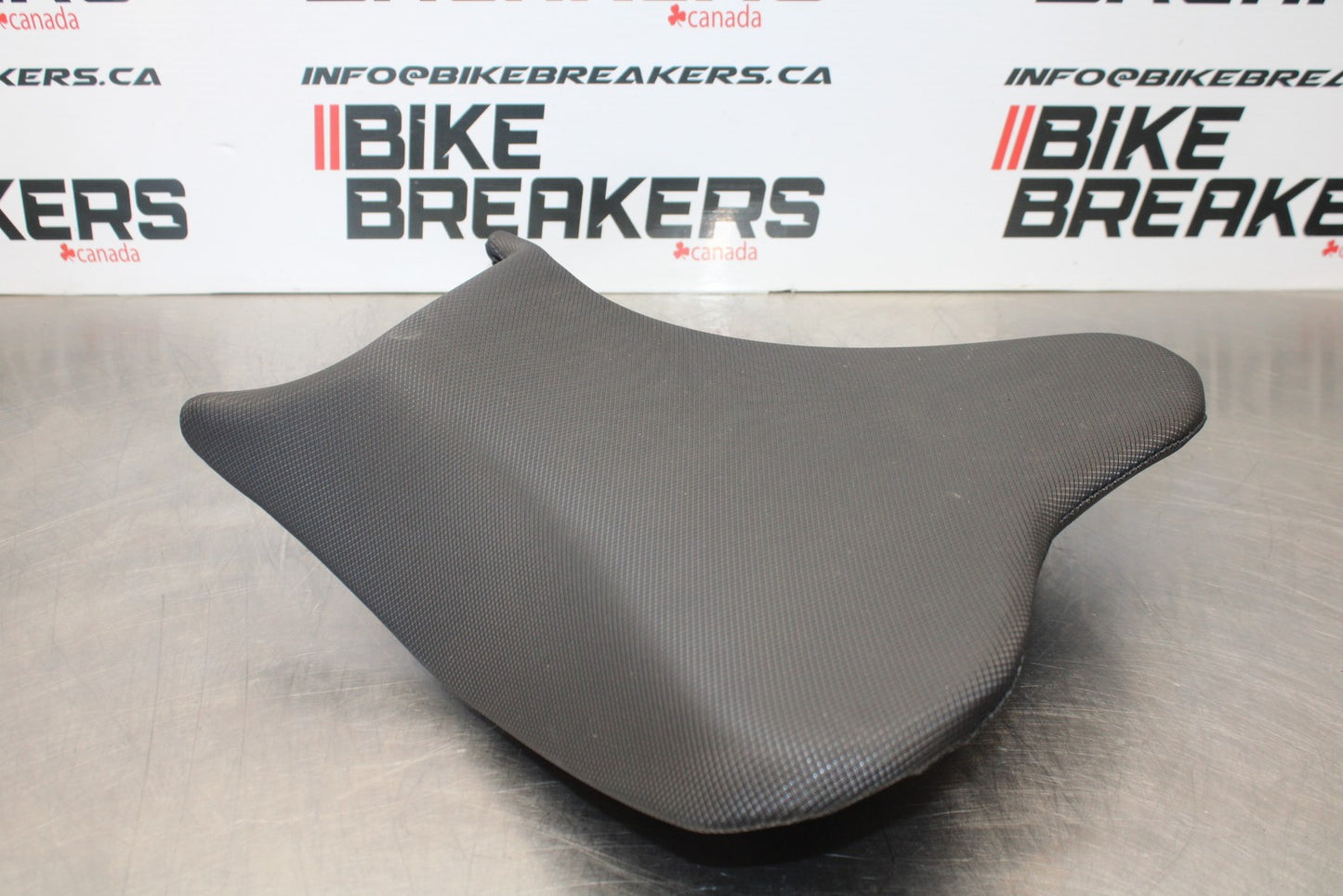 18-23 KAWASAKI NINJA 400 EX400 ABS FRONT DRIVERS SEAT PAD SADDLE PILLION BB192