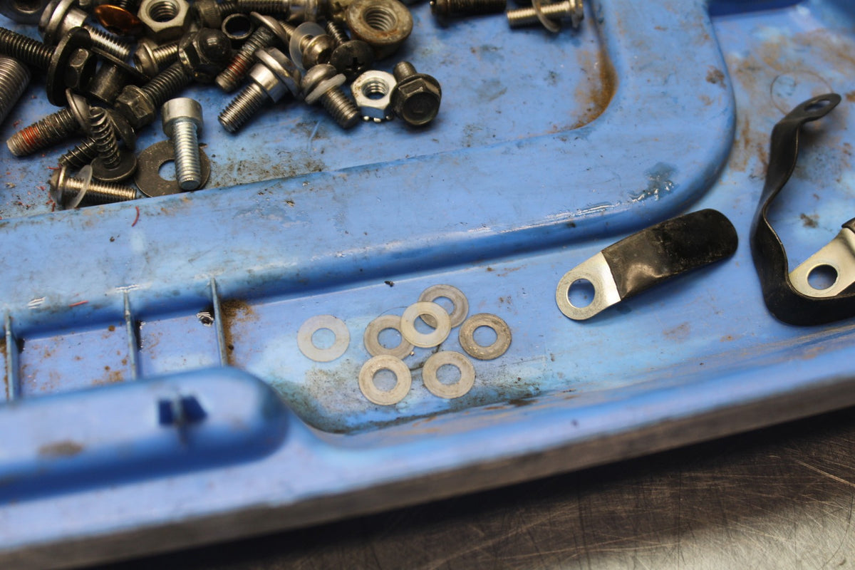 08 KAWASAKI NINJA ZX10R MOUNTING BOLTS HARDWARE SCREWS BB902